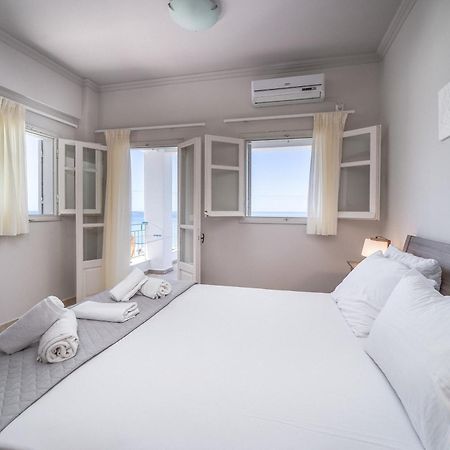 Monato Luxury Apartments Ayios Nikitas Ngoại thất bức ảnh