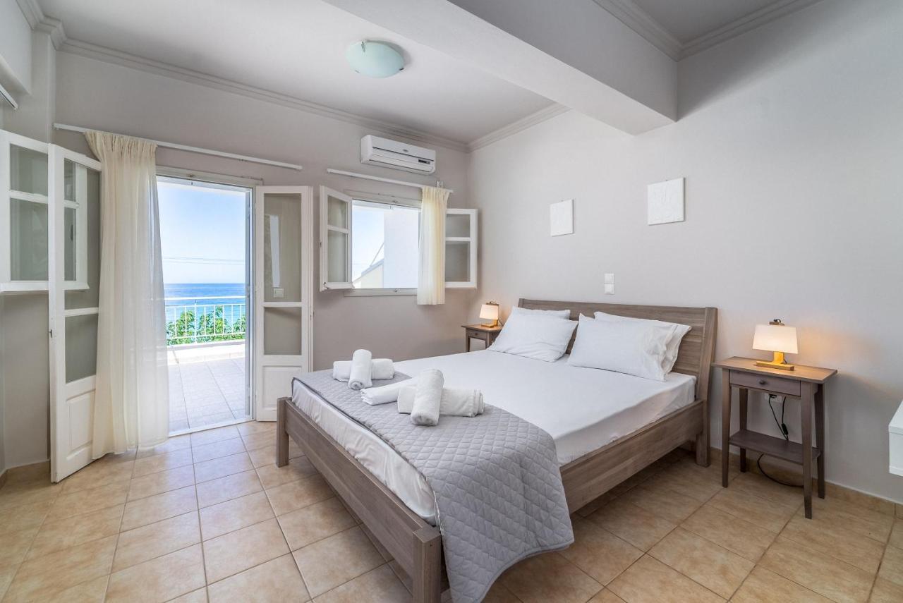 Monato Luxury Apartments Ayios Nikitas Ngoại thất bức ảnh